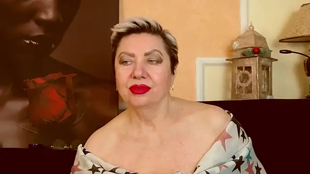 LadyPosh: вебкам-шоу