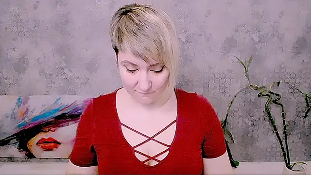 Djullia's Live XXX Chat