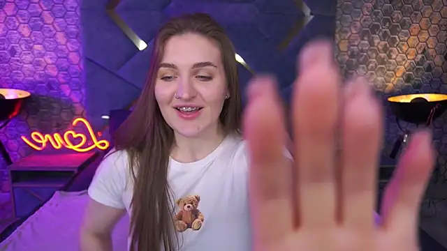 EmmyCharmm 라이브 XXX 채팅