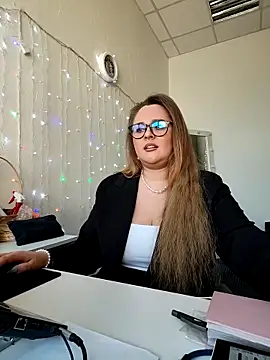 دردشة Juicy_PeachLux الجنسية المباشرة