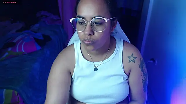 _amara_1's Live XXX Chat