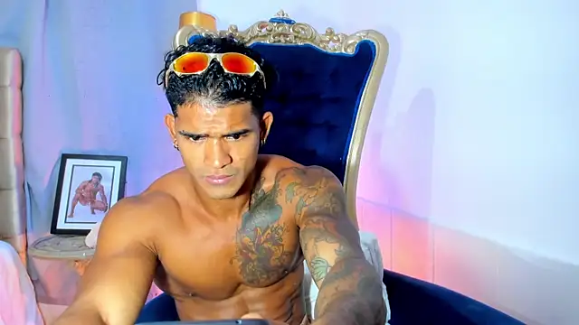 Вебкам-шоу antonio__444