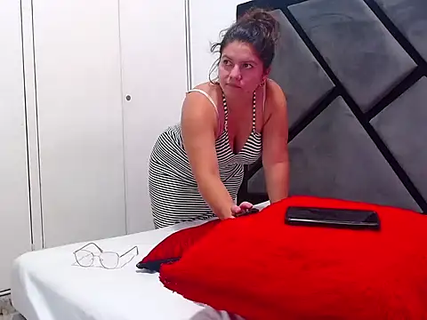 SweetLuna07: απευθείας συνομιλία ΧΧΧ