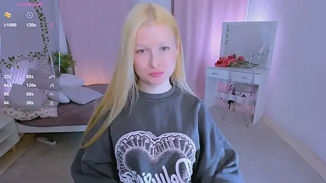 Laly_Peach live XXX chat