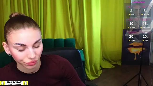 EmmyGreans Chat XXX live