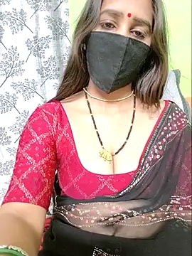 SareeQween143 Chat XXX live