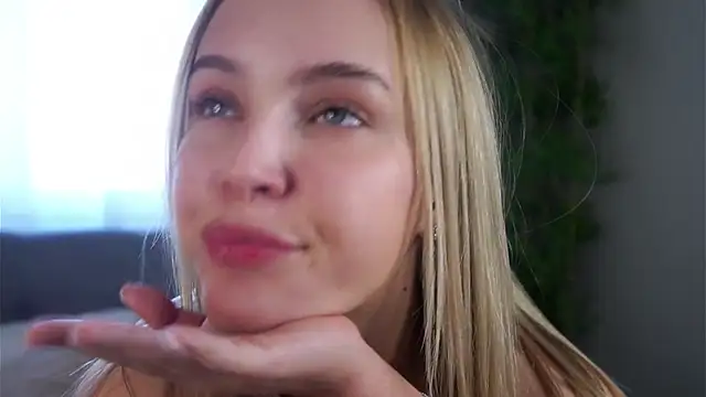 AftonConnett: διαδικτυακό σόου στην κάμερα