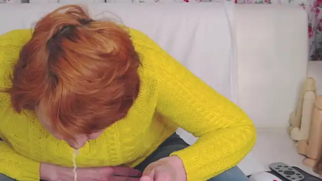 SilviaHart Live XXX-chat