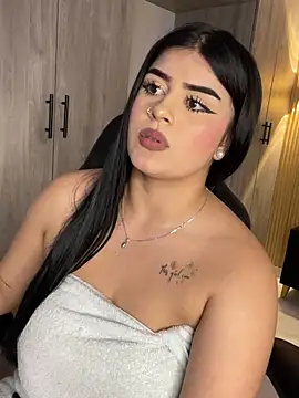 Kariina__69 Chat XXX live