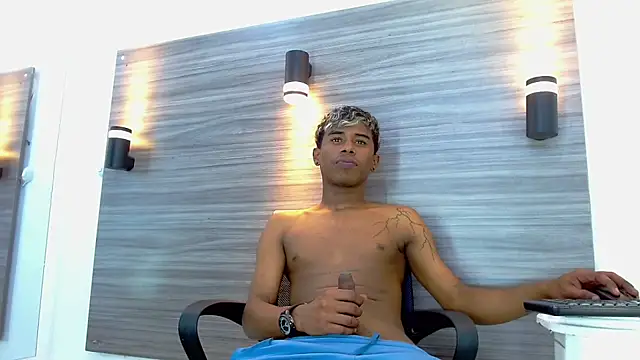 TonnyMarck 라이브 XXX 채팅