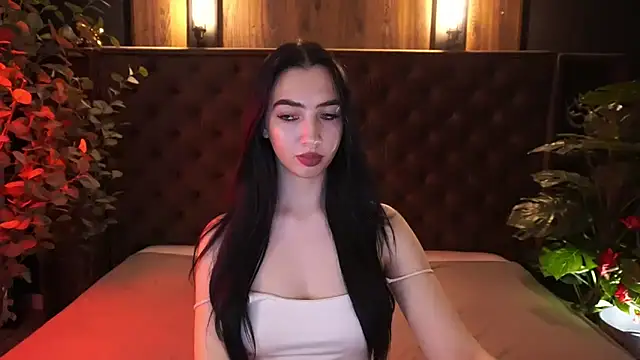 WildKittenX_'s Live XXX Chat