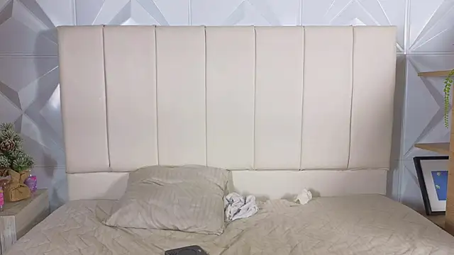 دردشة Emily_and_Sebastiannn الجنسية المباشرة