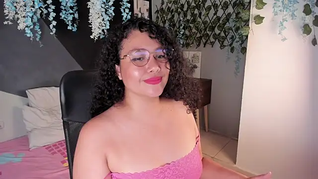 alixon_fiore5's Live XXX Chat