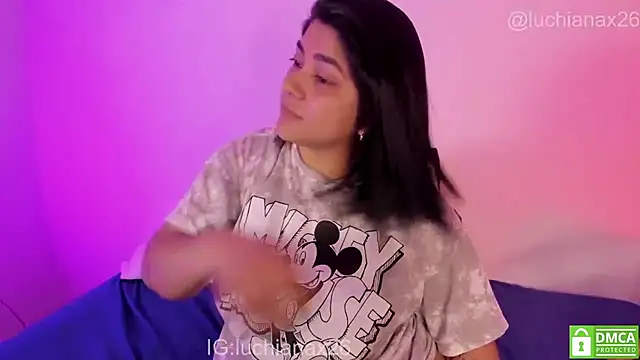 แชท XXX สดของ lucy26_