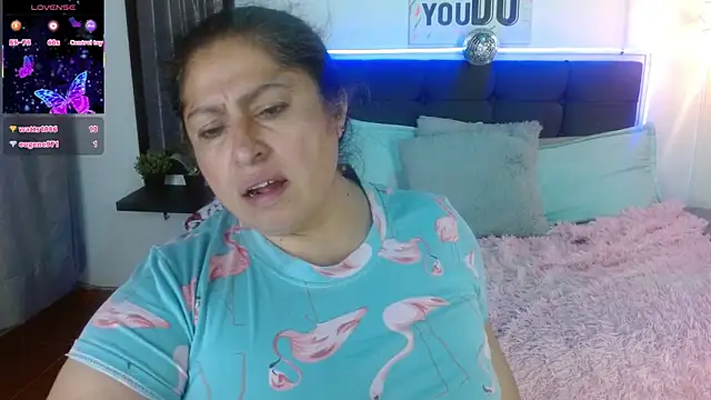 Chat XXX en directo de Keyla01_