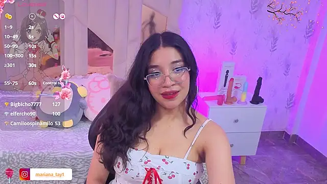 MARIANA_TAY1 Adlı Modelin Canlı XXX Sohbeti