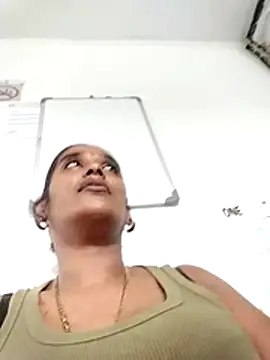 Baby_P Adlı Modelin Canlı XXX Sohbeti