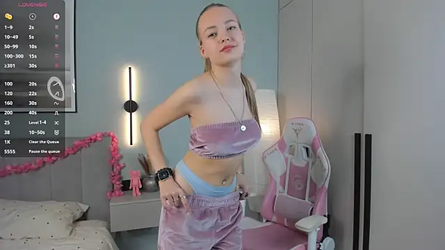 JacindaBrester Adlı Modelin Canlı XXX Sohbeti