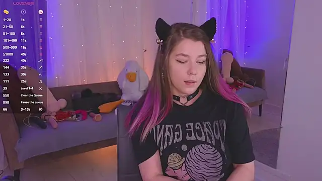 Mira_Falls' Live XXX Chat