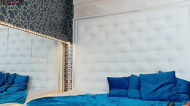 karissia Adlı Modelin Canlı XXX Sohbeti