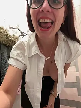 NataKitten Obrolan Langsung XXX