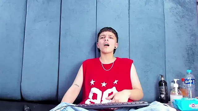 Megan_Thompson_ Obrolan Langsung XXX