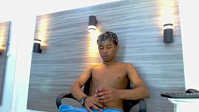 TonnyMarck Live XXX-chat