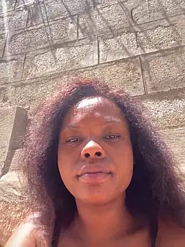 Dellah27's Live XXX Chat