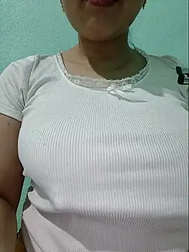 Shine_Mai's Webcam Show