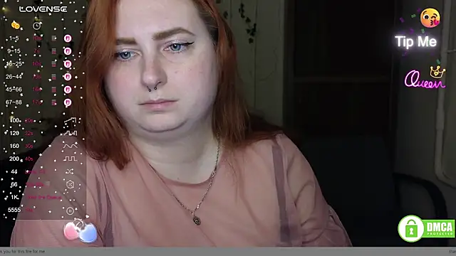 Chat +18 de Alicia_love00 ao vivo