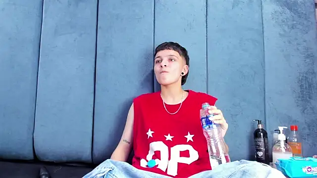 Megan_Thompson_: онлайн-секс-чат