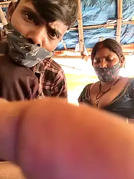 Indiandesicouple155 Webcam Show