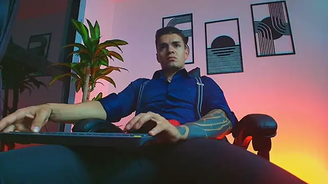 Webkamerová show ALPHA_DOMINUS_