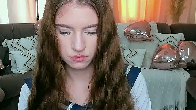 Erica_Kiss: απευθείας συνομιλία ΧΧΧ