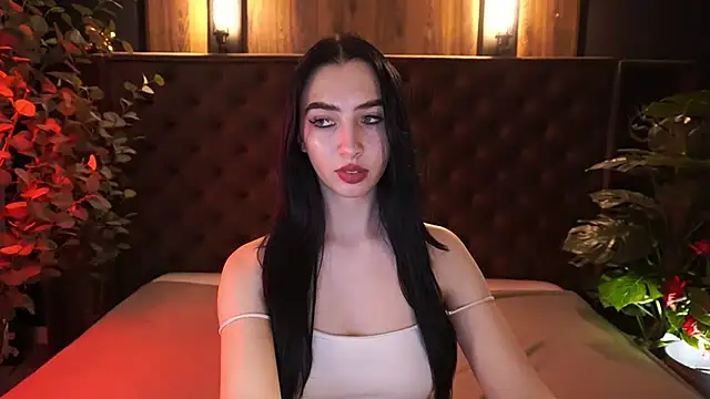 WildKittenX_ live XXX chat