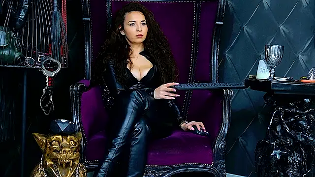 FinDomKayaのライブXXXチャット