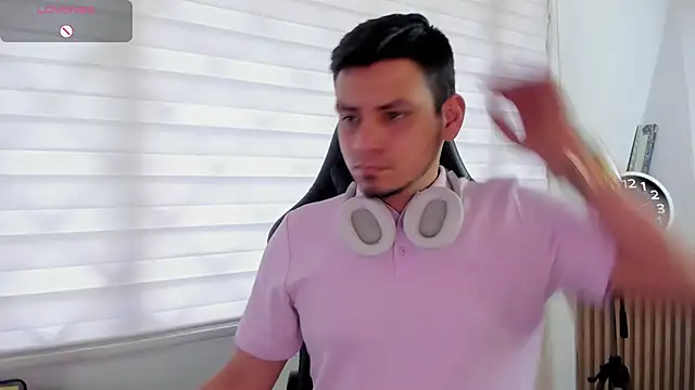 Rick_Adams webkamerás műsora