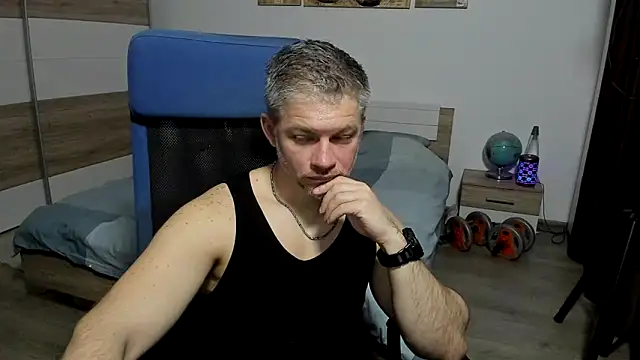 دردشة RobbyShawz الجنسية المباشرة