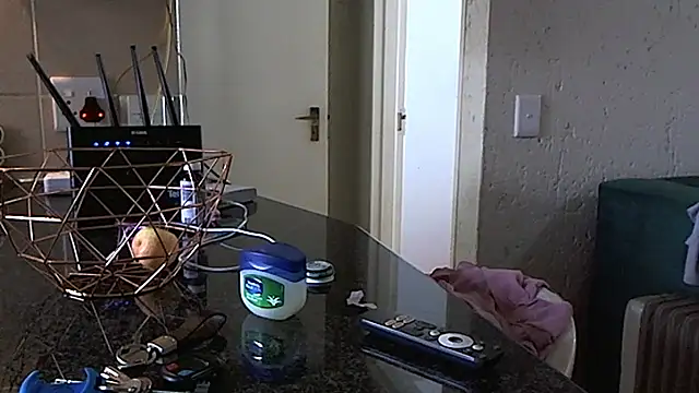 NewBeginnings8's Webcam Show