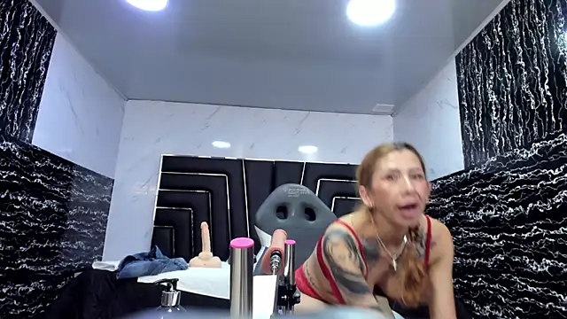 Živý XXX chat Ladyy_Scarlett