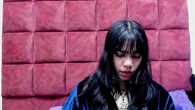 DAKOTALUCIFENA live XXX chat