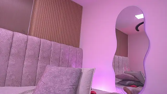 violeta_aroca Adlı Modelin Web Kamerası Şovu