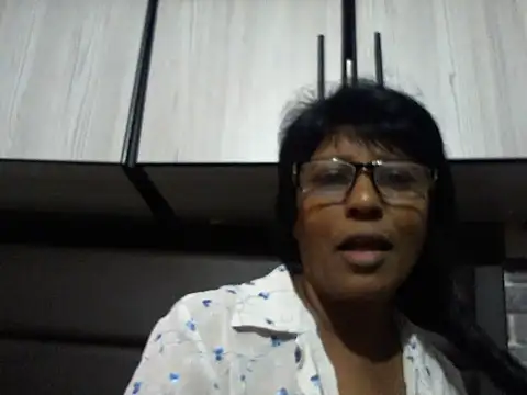 MsAttitude Show in webcam