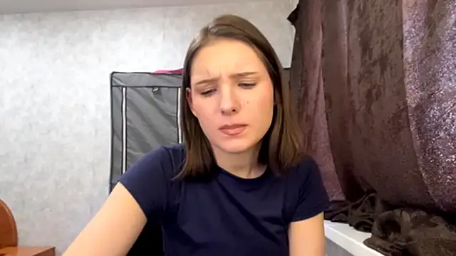 FoxieFlare Chat XXX in diretta