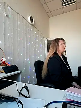 Juicy_PeachLux লাইভ XXX চ্যাট