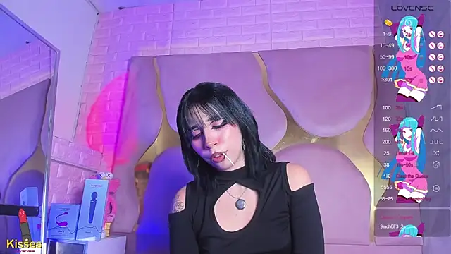 NaniiSisy's Live XXX Chat