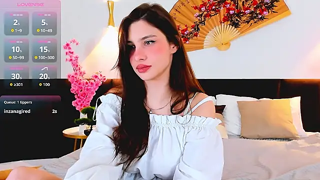 Chat +18 de Danielle_Eddwards ao vivo