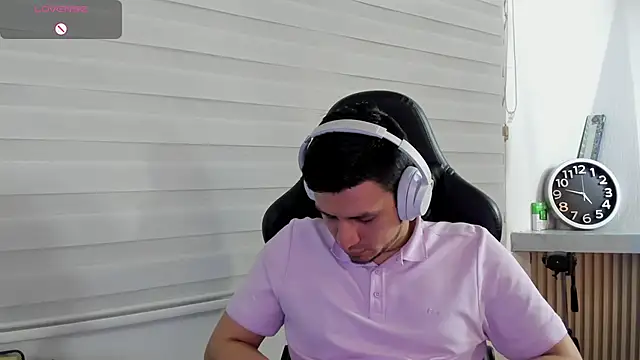 Rick_Adams 现场XXX聊天