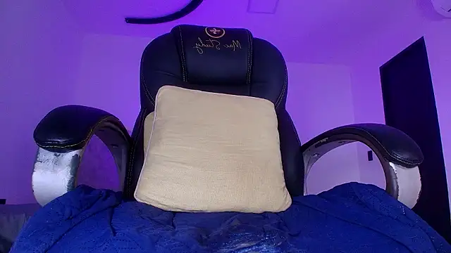 Chat +18 de naomi_kyse ao vivo