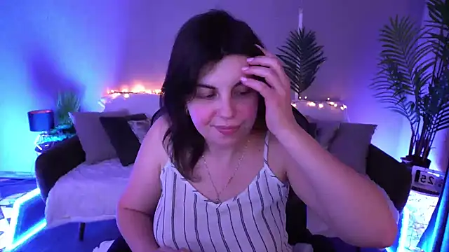 MirandaWong Live XXX Chat